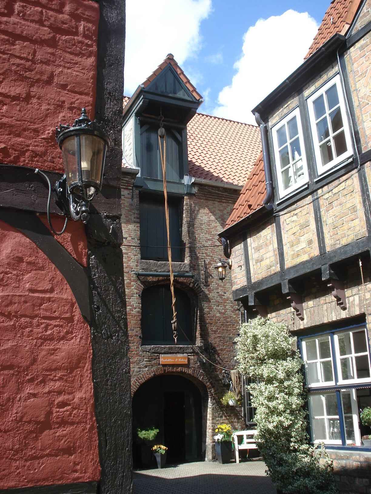 Flensburg_Johannsen_Rum_in_der_Marienburg_01.jpg