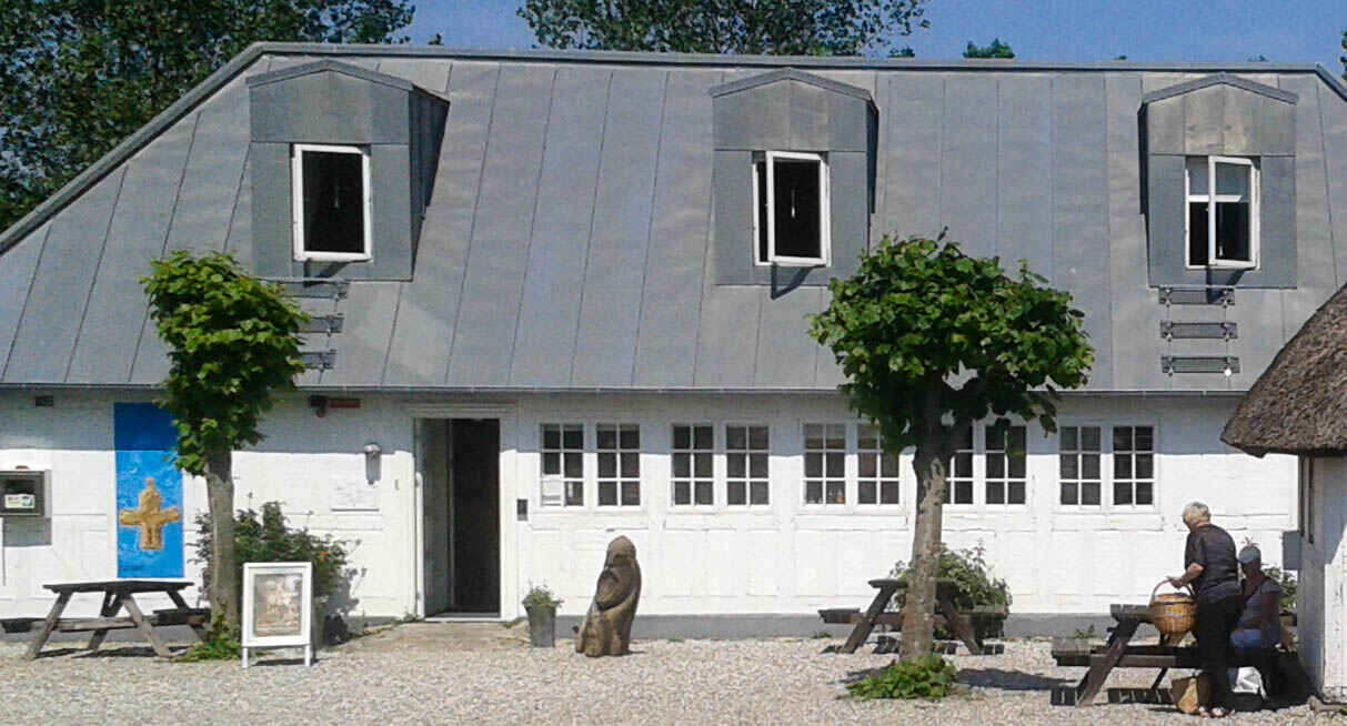 Vikingemuseet_Ladby-1.jpg