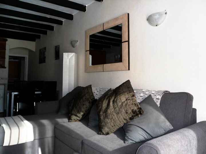 Apartment mh5649 (mh5649) | Type:Apartment | Sleeps:4 | Bedrooms:1 ...