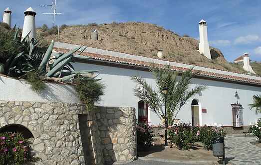 Cave mh23763