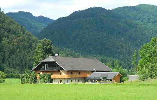 Farm house mh17452