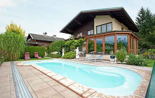 Apartment mh17493