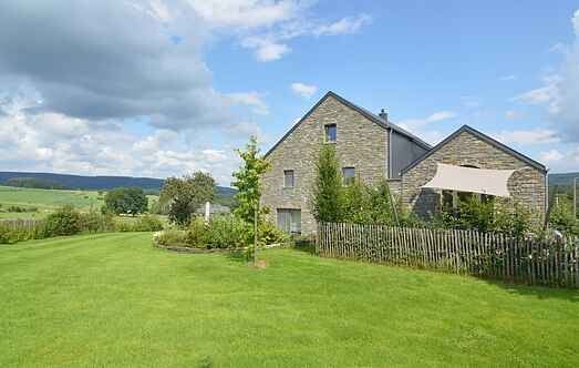 Cottage mh19835