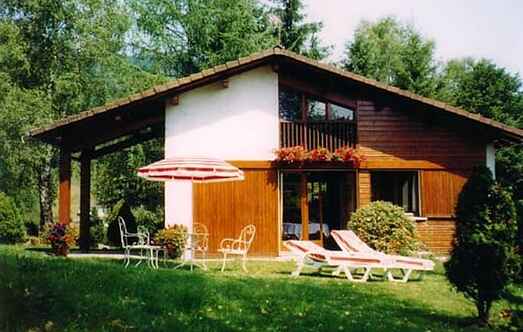 Cottage mh26977