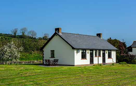 Cottage mh27089