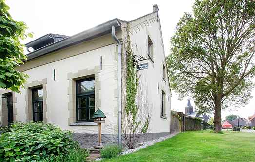 Farm house mh31639
