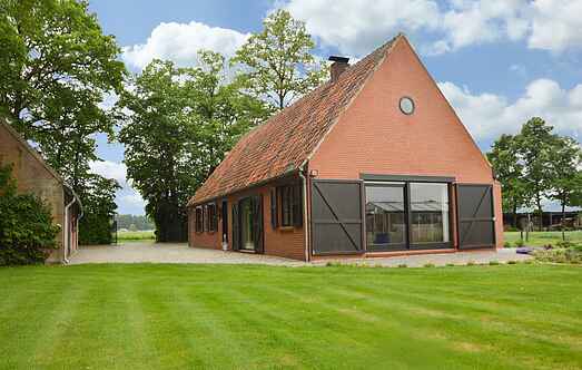 Manor house mh56528