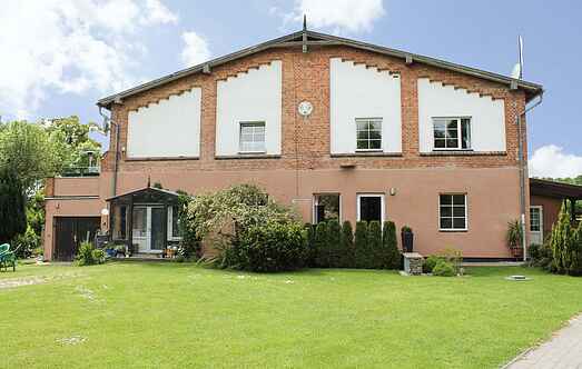 Manor house mh57481