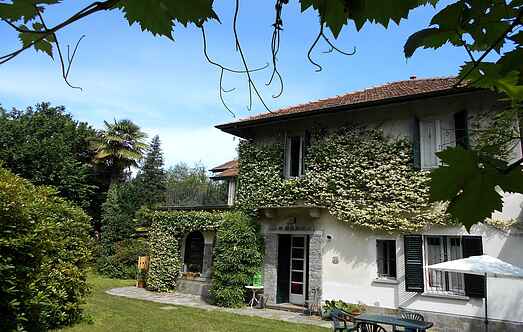 Manor house mh28857