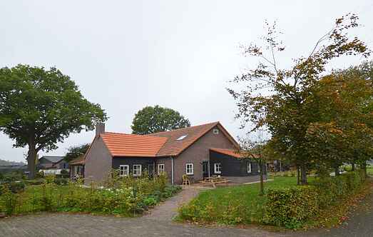Farm house mh61126