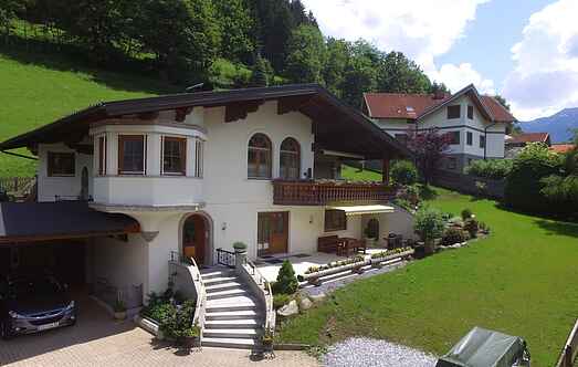 Apartment mh17623