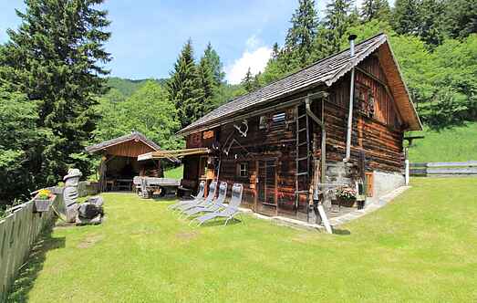 Cottage mh33787
