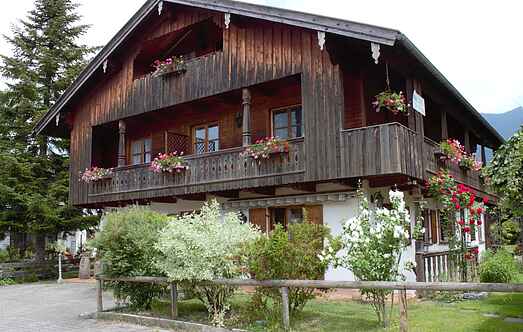 Manor house mh22776