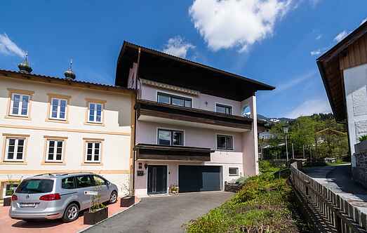 Cottage mh64716