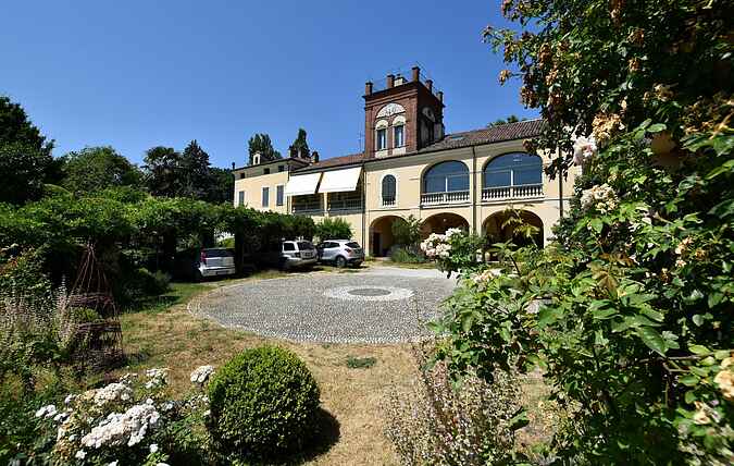 Manor house mh69461