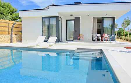 Villa mh69646
