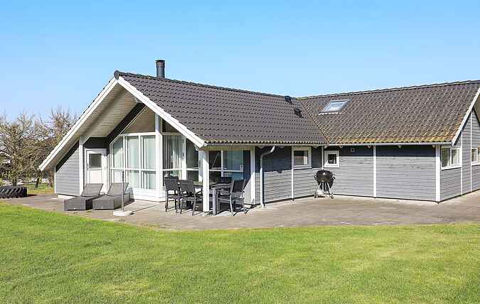 Holiday home mh64010