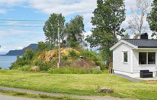 Sommerhus mh64172