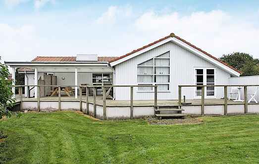 Holiday home mh16785