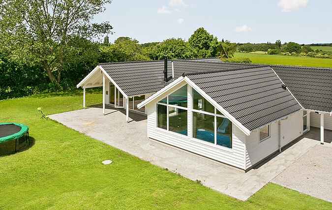 Holiday home mh16819