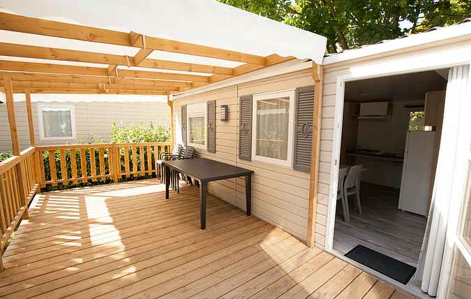 Mobile home mh71312