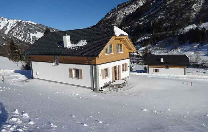 Cottage mh70124