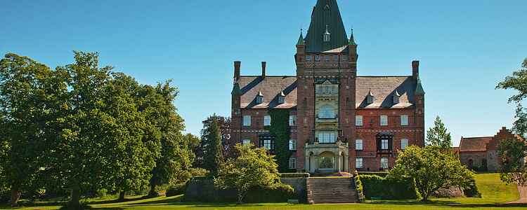 Slottsbröllop vid Trollenäs Slott i Skåne