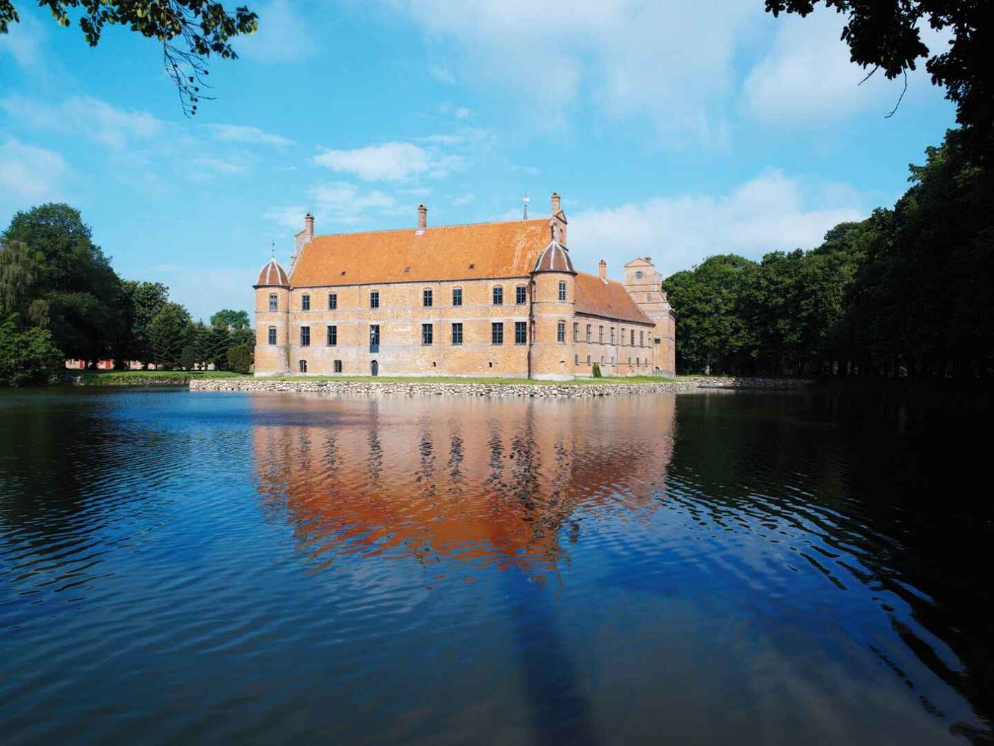Rosenholm Slot.jpg