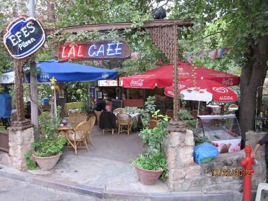 Au Lal Cafe