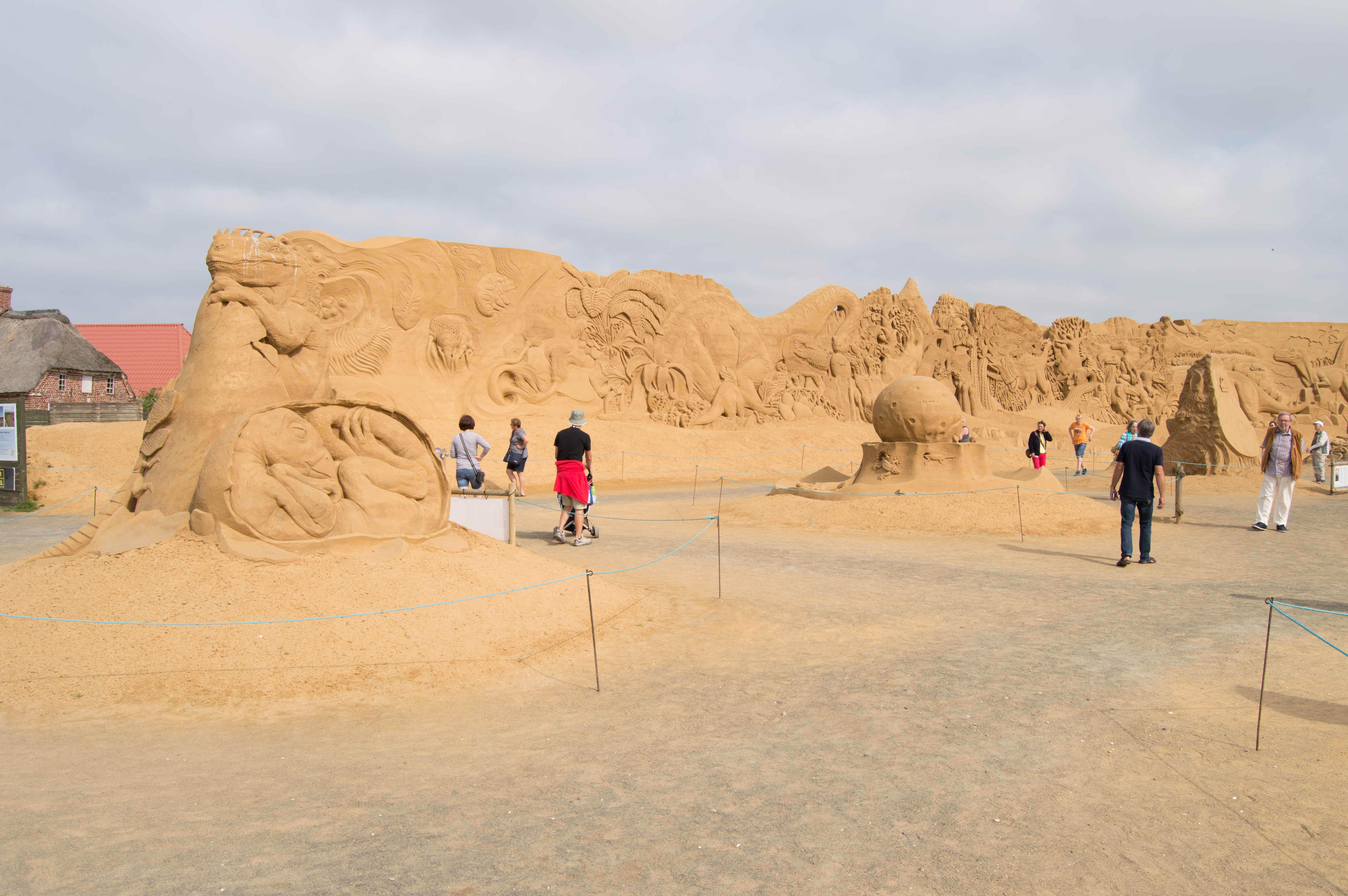 Søndervig-Sandskulpturer-36.jpg