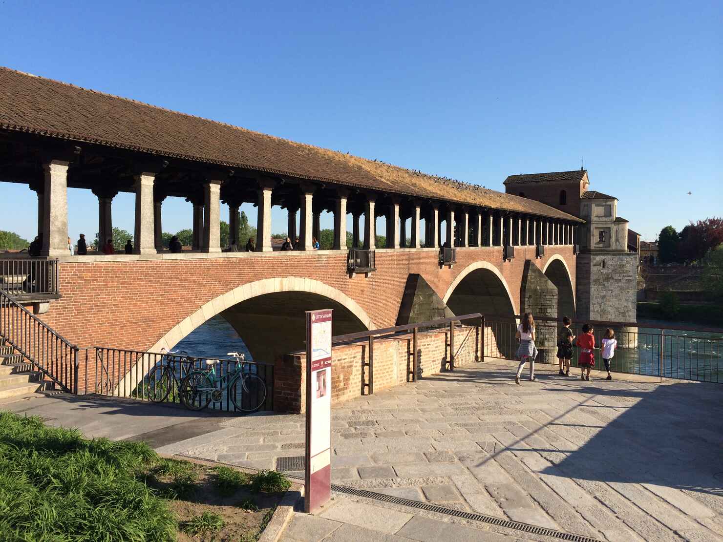 pavia ponte coperto