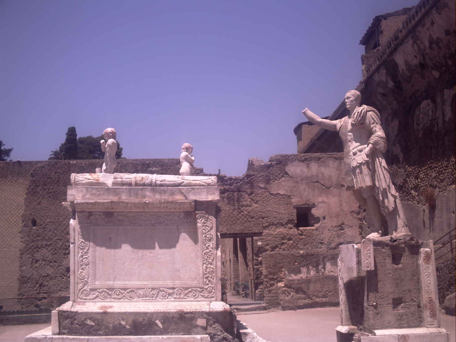 Statue