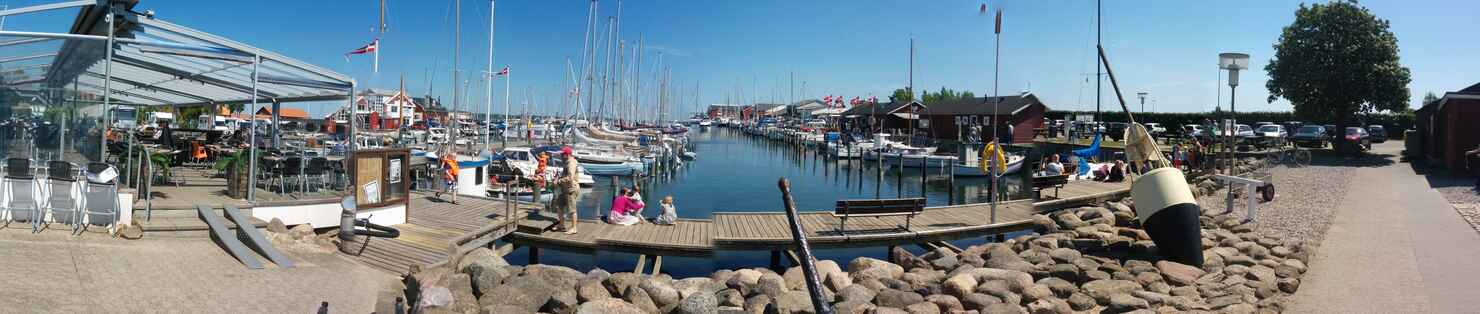 Panorama over Juelsminde lystbådehavn