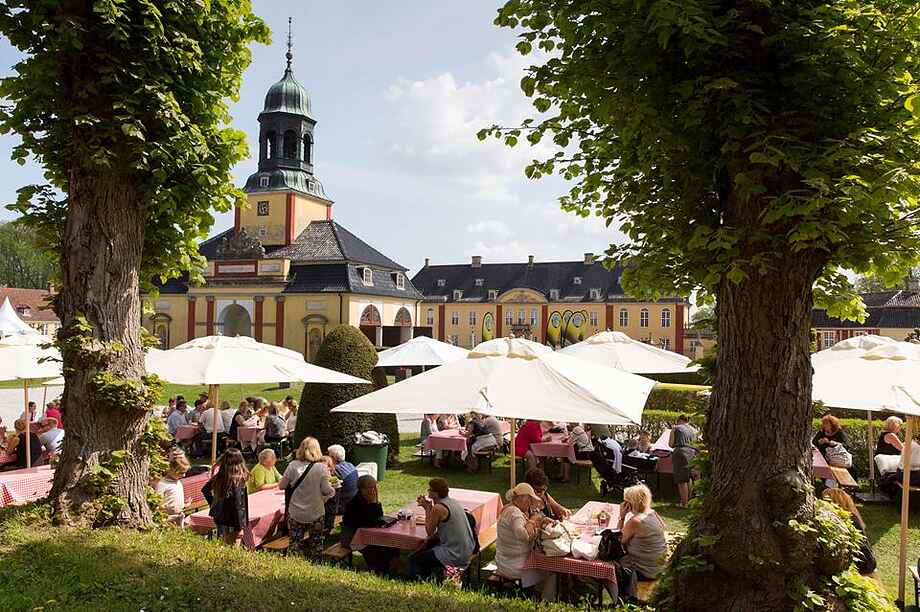 Ledreborg Slot